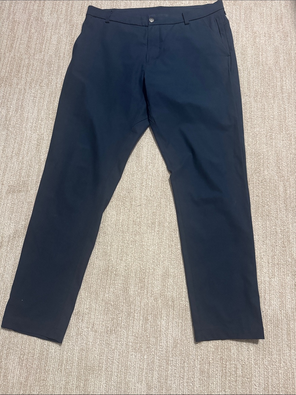 Lululemon Men's Size 34x32 Blue Commission Pant Warpstreme Stretch Joggers